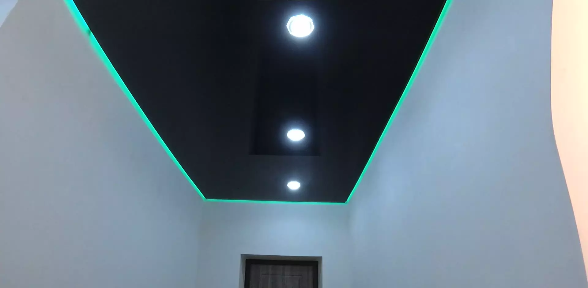 Омск, проспект Комарова, 31в, фото 2